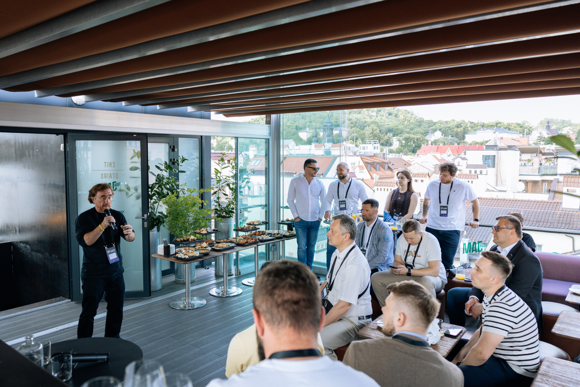 FOUNDERS DIALOGUE