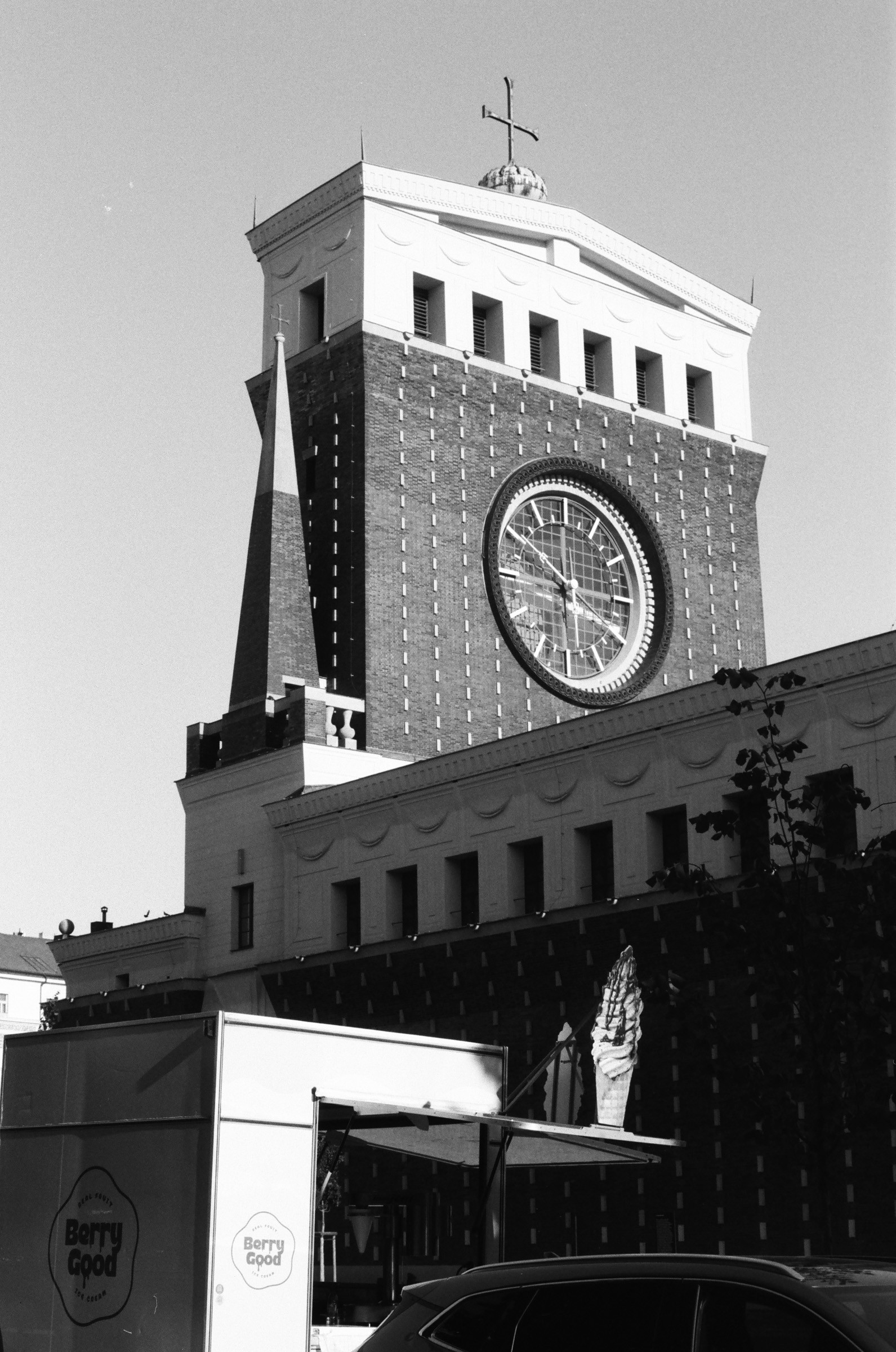 VINOHRADY