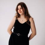 Alona